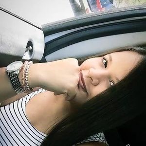 Meet your Posher, Dalitza